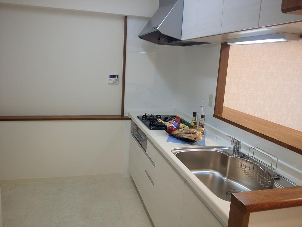 Kitchen. Indoor (July 2013) Shooting