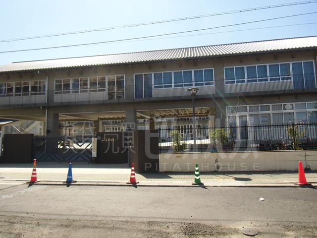 Junior high school. 1566m until the Amagasaki Municipal Daisho junior high school
