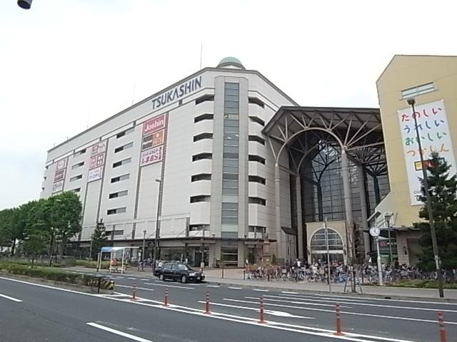 Shopping centre. UNIQLO Tsukashin to the store 757m shopping mall Tsukashin