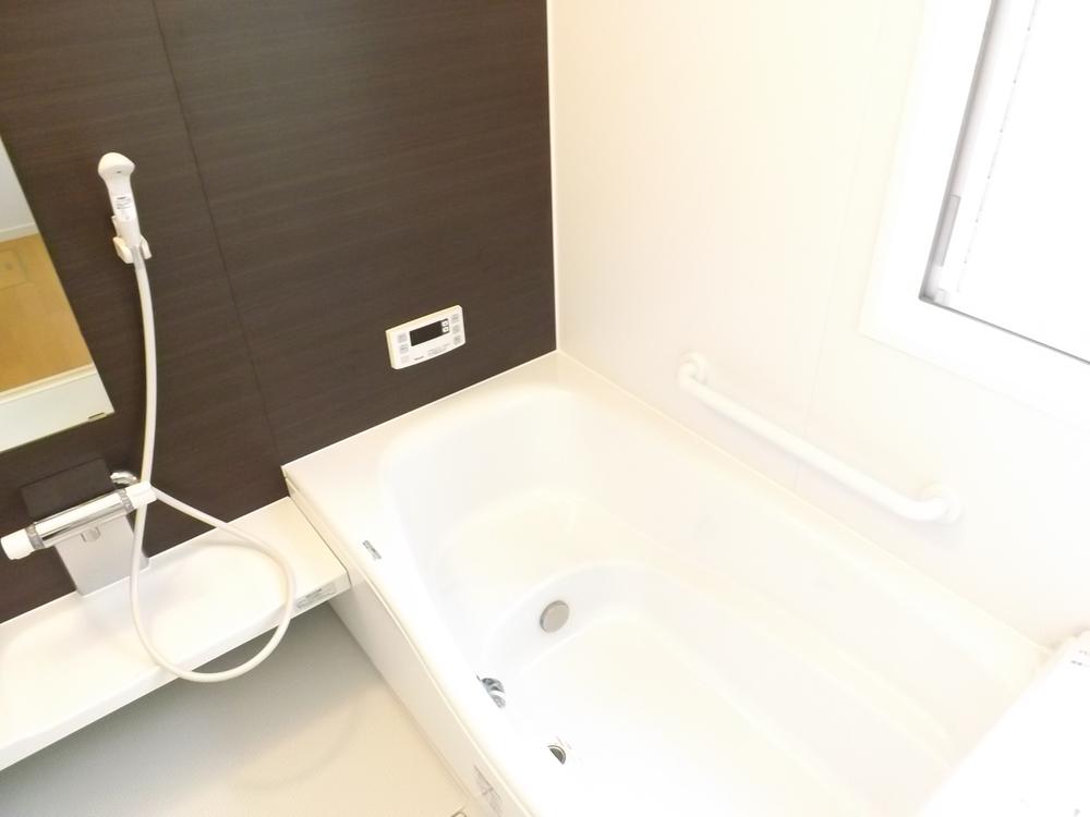 Same specifications photo (bathroom). Same specifications photo (bathroom) Bathroom heating dryer! Warm bath! 