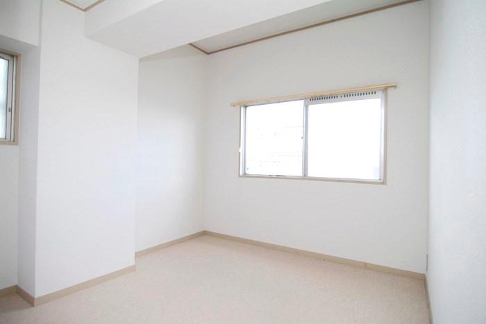 Non-living room