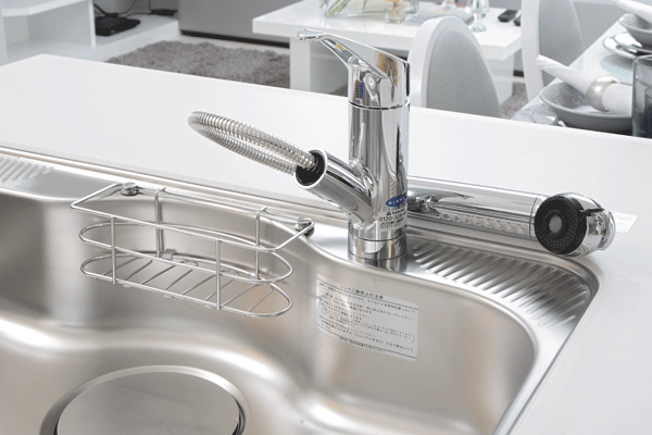 Kitchen.  [Built-in water filter integrated mixing faucet] Deliciously, Water purifier integrated faucet that you can easily access to safe water. Is a convenient hand shower mixing faucet to clean the sink (same specifications)