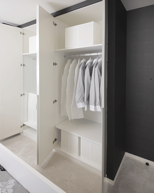 Receipt.  [closet] Closet a lot of clothes can be stored. With abundant storage capacity, You can also organize seasonal (same specifications)