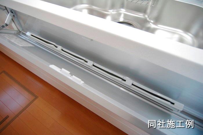 Same specifications photo (kitchen). Storage capacity, of course, Kitchen there is a contrivance for storage method. 