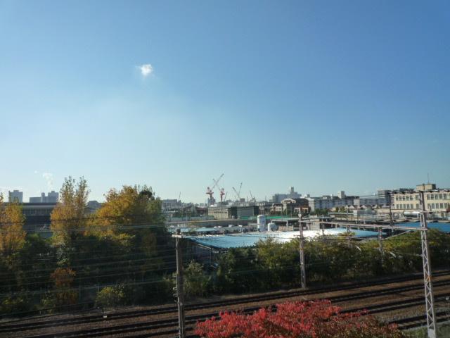 View photos from the dwelling unit. View from the site (December 2013) Shooting