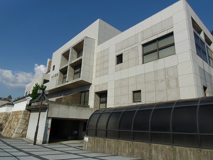 library. 1144m until the Amagasaki Municipal Central Library (Library)