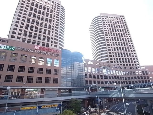 Shopping centre. South Building Festa Tachibana until the (shopping center) 291m