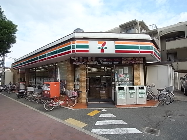 Convenience store. Seven-Eleven Amagasaki Shido 1-chome to (convenience store) 268m