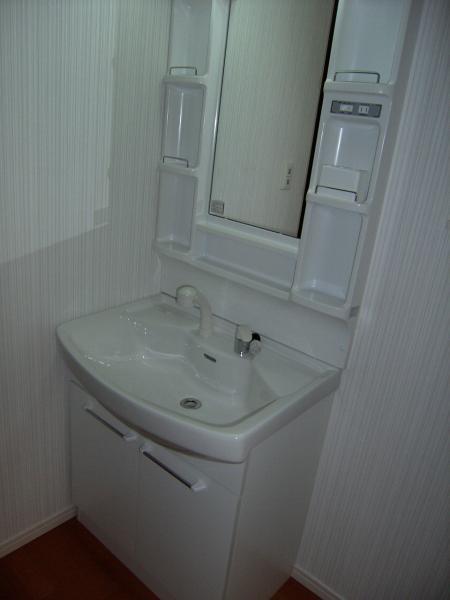 Wash basin, toilet. Bathroom Vanity