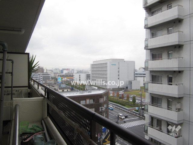 Non-living room. View from the east side balcony (northwest direction)