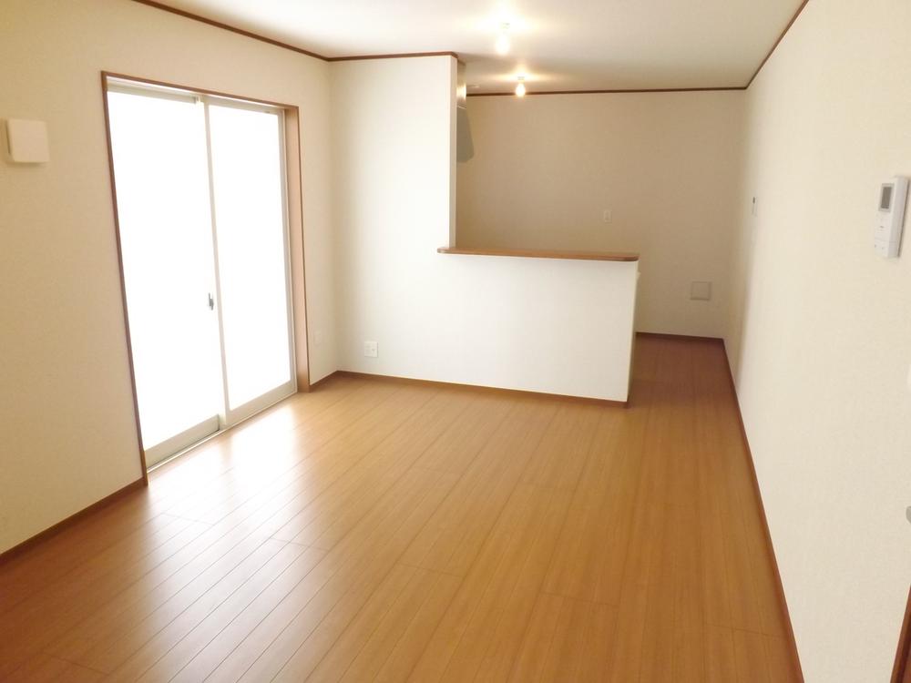 Same specifications photos (living). Same specifications photos (living) Unnecessary and easy care wax! 
