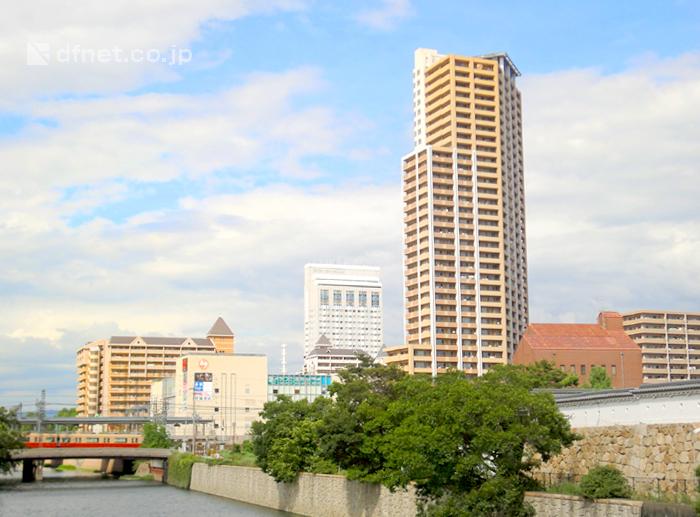 Local appearance photo. Natural hot spring facility, Indoor heated swimming pool, etc., There is a substantial shared facilities of the large-scale apartment unique