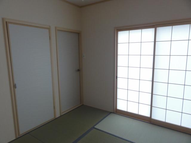 Non-living room. First floor Japanese-style room 5.2 quires