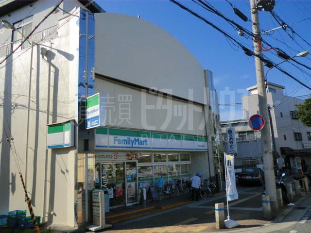 Convenience store. 504m to FamilyMart Hanshin heavyweights Ekiminami shop