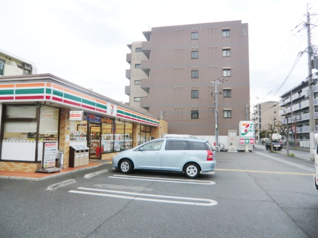 Convenience store. Seven-Eleven Amagasaki Minamimukonoso 3-chome up (convenience store) 106m