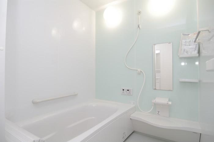 Same specifications photo (bathroom)