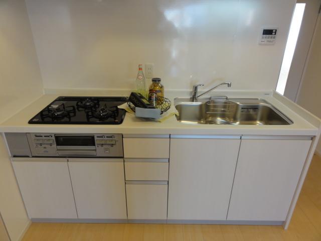 Kitchen. We have the kitchen had made ☆
