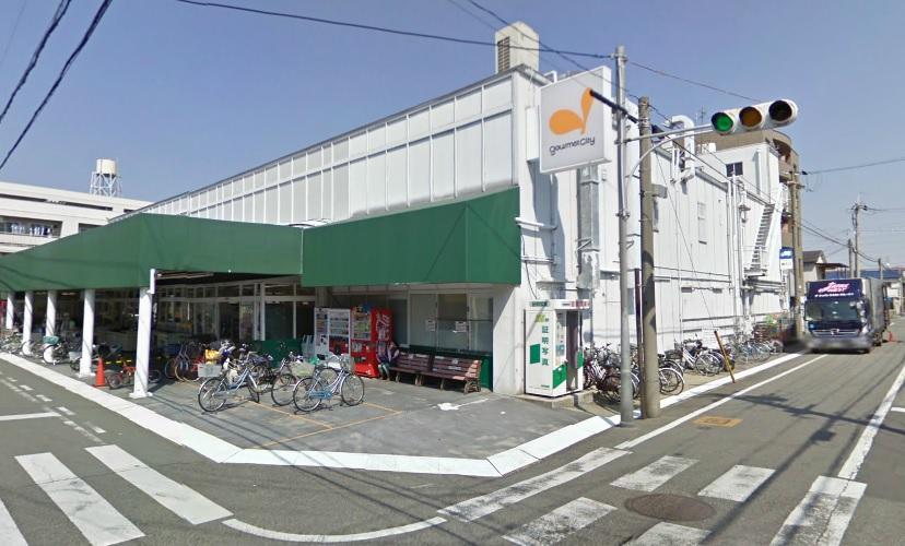Supermarket. 697m until Gourmet City Seibu cabinet shop