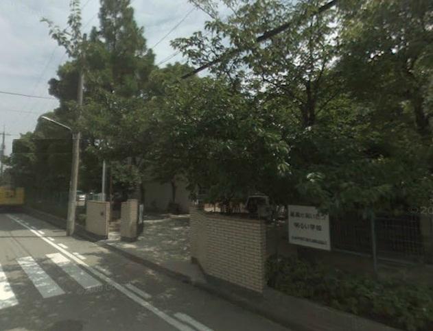 Junior high school. 581m until the Amagasaki Municipal Taisei Junior High School