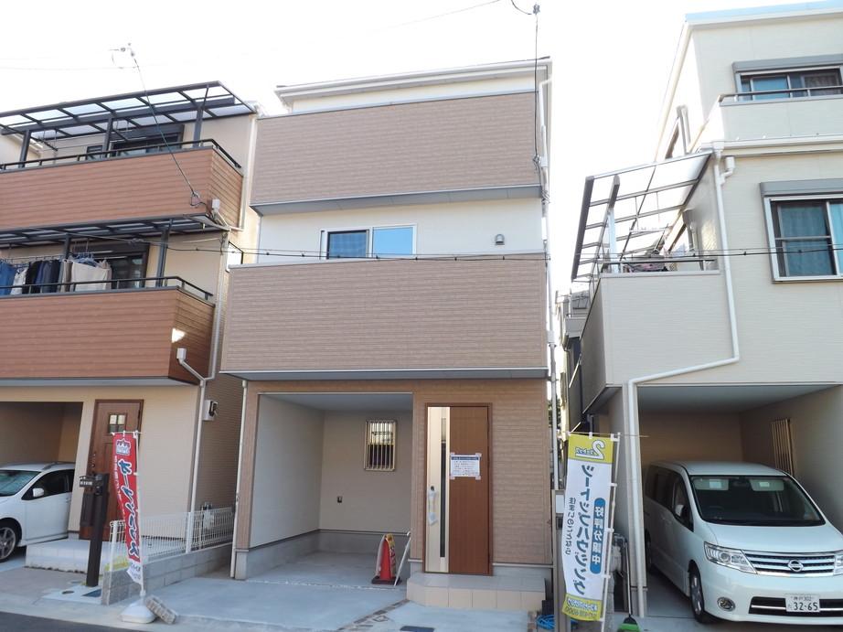 Local appearance photo. Local photos (appearance) all 4 House ・ No. 3 place dihedral balcony! 
