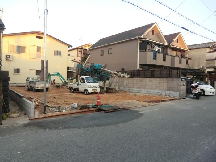 Local appearance photo.  ■ Local photo local will enter in the future architecture! Heisei is scheduled to be completed in 26 years in February. Since we offer a complete pre-model house of the same specification, There also can see! 