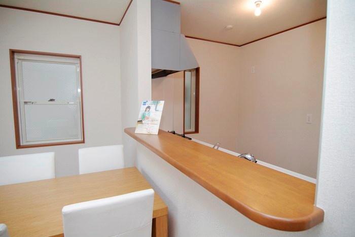 Same specifications photo (kitchen).  ■ The company construction example photo