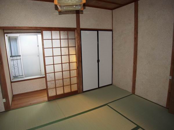 Other room space. About six Pledge second floor Japanese-style room of also available storage