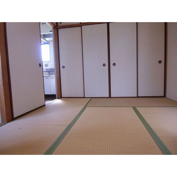 Living and room. Japanese-style room 1