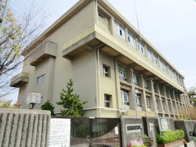 Junior high school. 807m until the Amagasaki Municipal Joyo junior high school (junior high school)