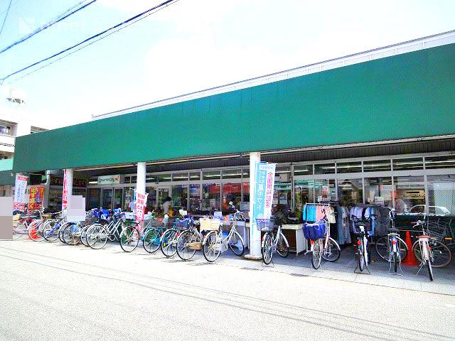 Supermarket. Daiei Gourmet City 670m to Seibu cabinet shop