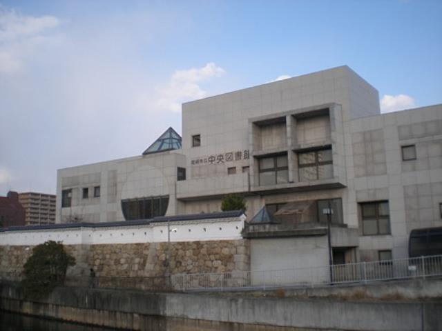 library. 774m until the Amagasaki Municipal Central Library