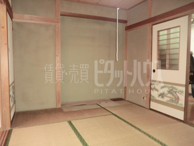 Non-living room
