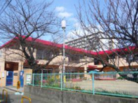 kindergarten ・ Nursery. In the residential area of ​​400m Kuchitanaka to Amagasaki Municipal Sonoda kindergarten, The prefectural road 41 Route of tree-lined street is a public kindergarten in the place where entered in one step. To children of pre-school and their parents, To open the playground and play room, "Aiai Land" have been made in the irregular to provide play opportunities.