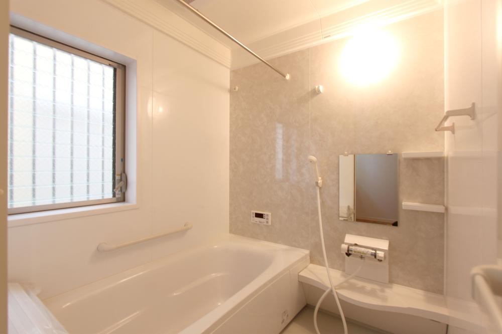 Same specifications photo (bathroom).  ◆ Bathroom same specifications