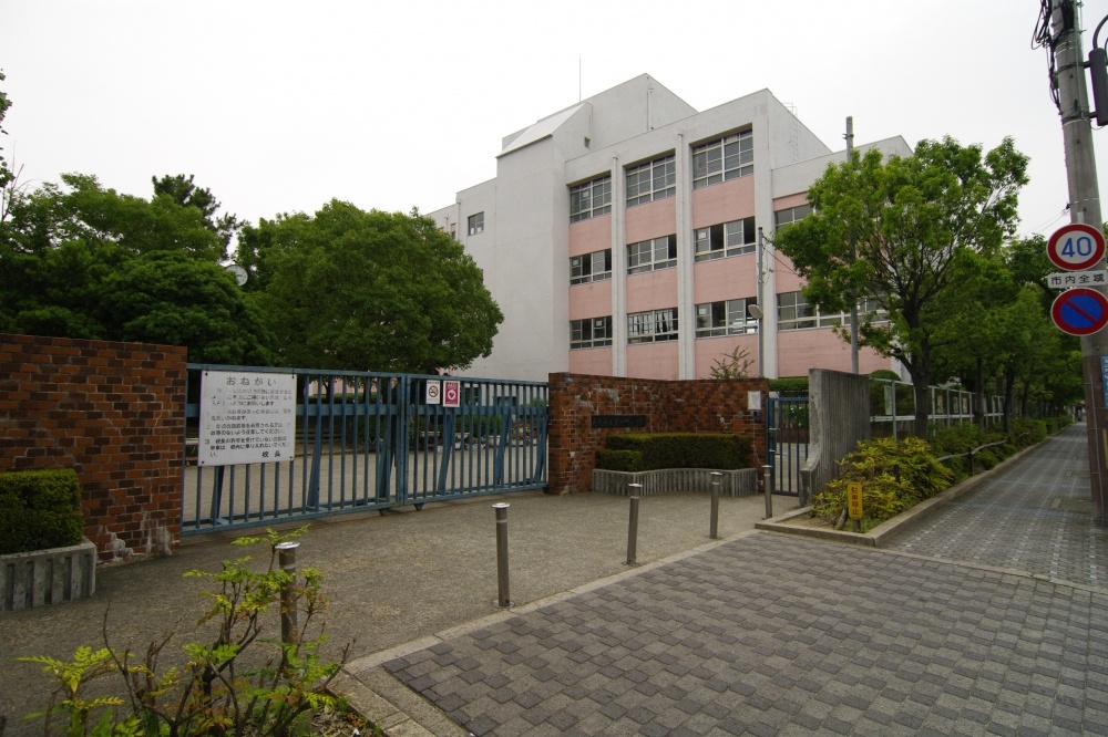 Primary school. 455m until the Amagasaki Municipal Tachibana North Elementary School (elementary school)