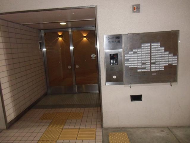 Entrance. auto lock