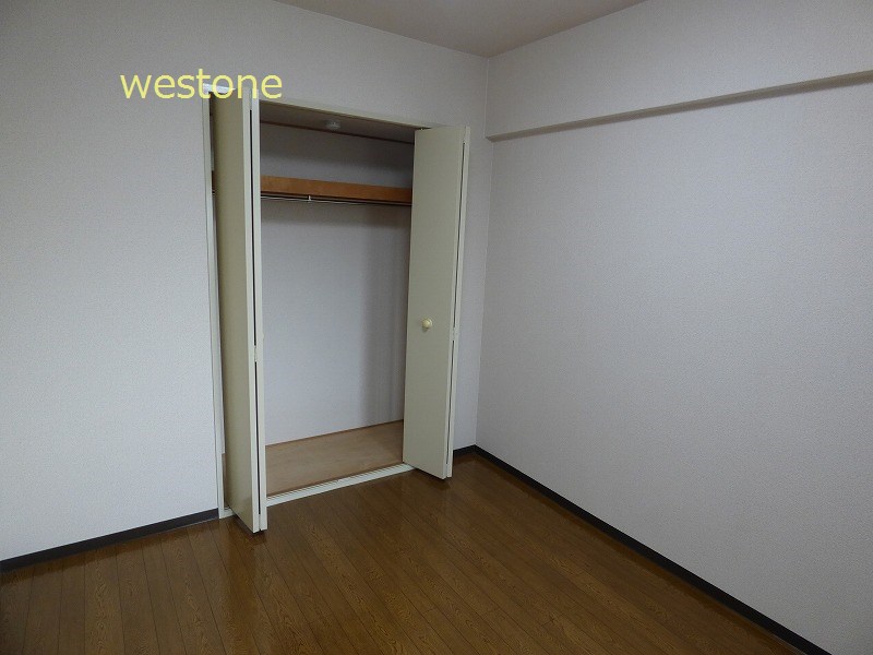 Other room space. Western-style 5.5 Pledge of closet.