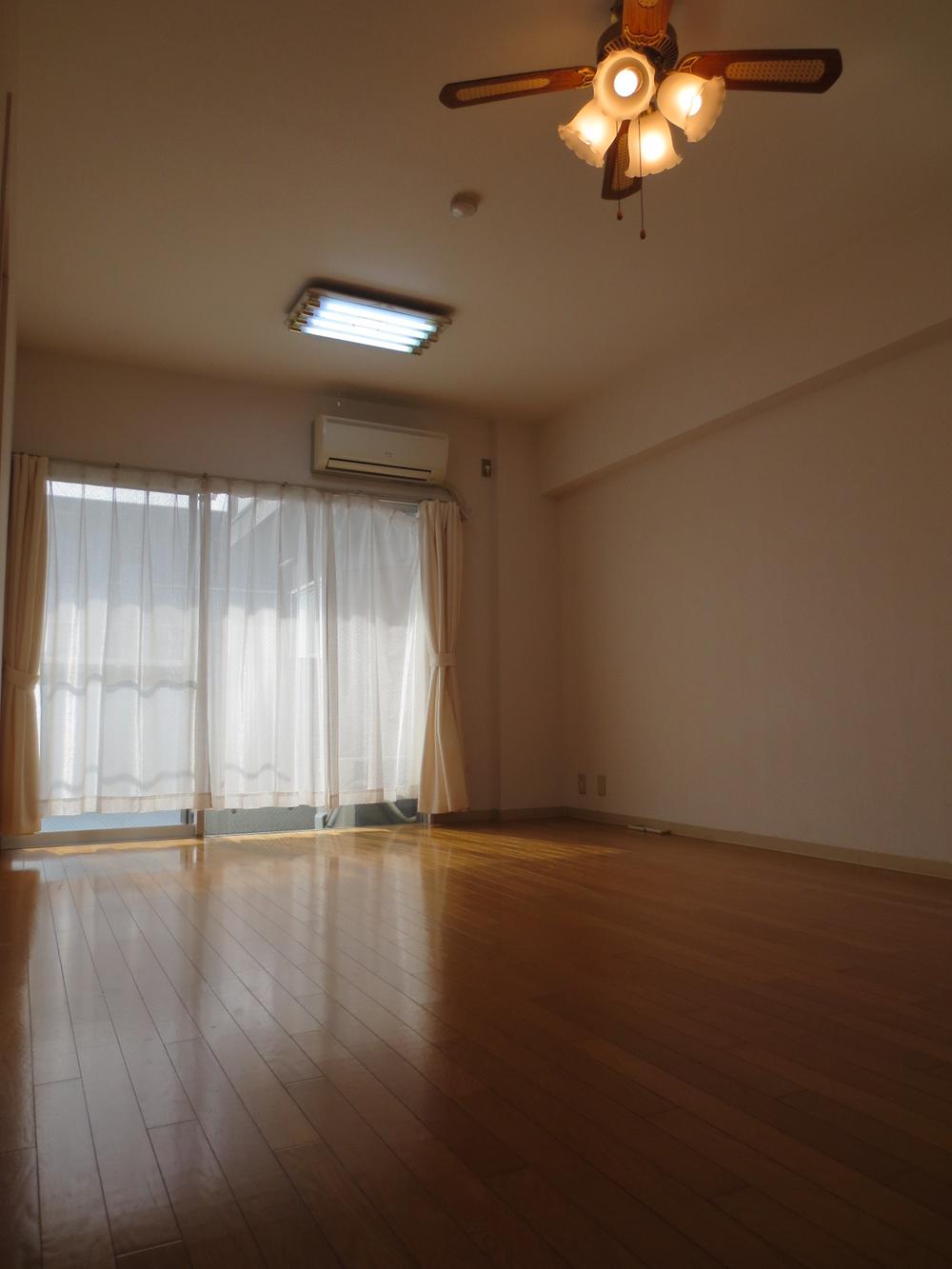 Living. Living room full of bright and airy