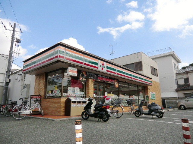 Convenience store. 677m to Seven-Eleven Mukomoto-cho (convenience store)