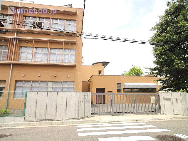 Primary school. 850m to Amagasaki Tatsukui Seto Elementary School