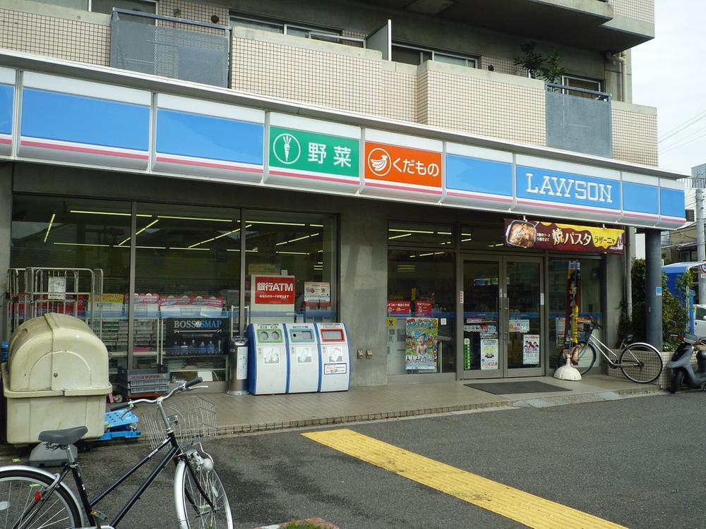 Convenience store. 121m until Lawson Showadori 1-chome