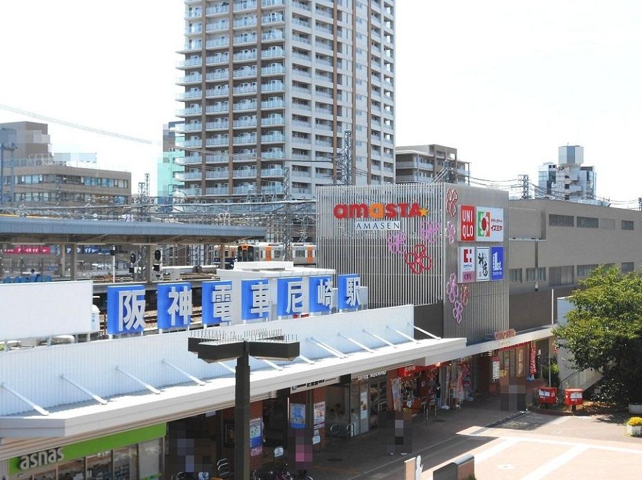 station. Hanshin "Amagasaki", "super in 100m station premises to the station ・ Izumiya "enters such as, There is a shopping facility "Amasuta".
