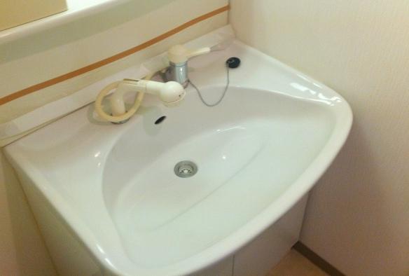 Wash basin, toilet