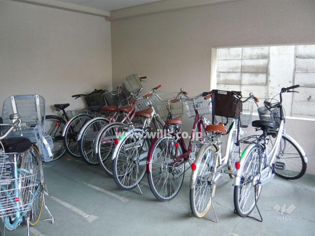 Other common areas. Bicycle parking lot next to the entrance (indoor)