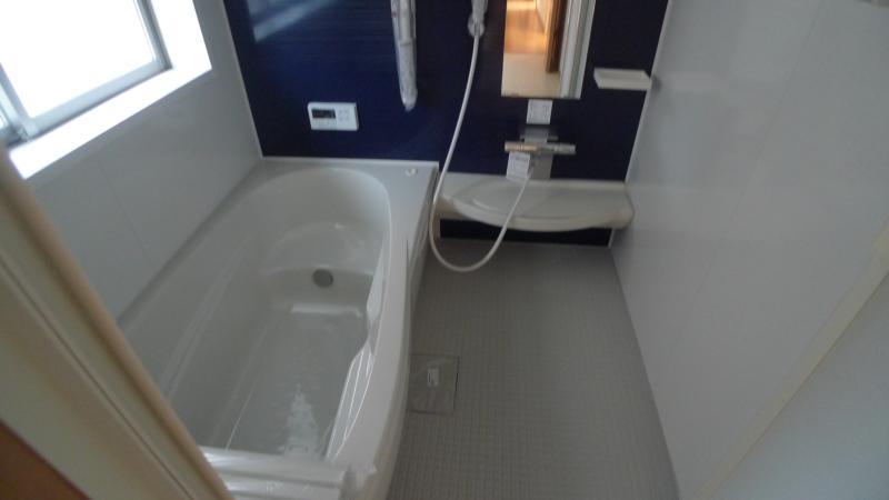 Same specifications photo (bathroom)