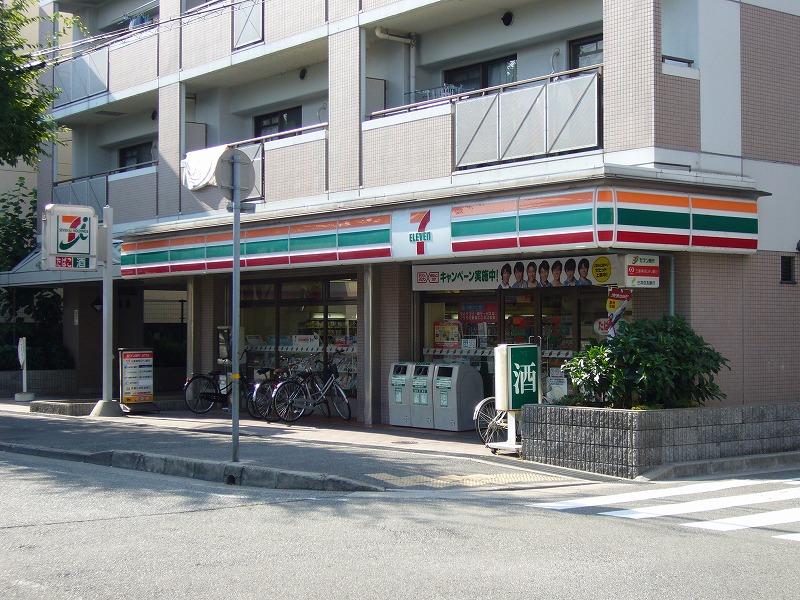 Convenience store. 230m to Seven-Eleven Amagasaki Higashisonoda 6-chome