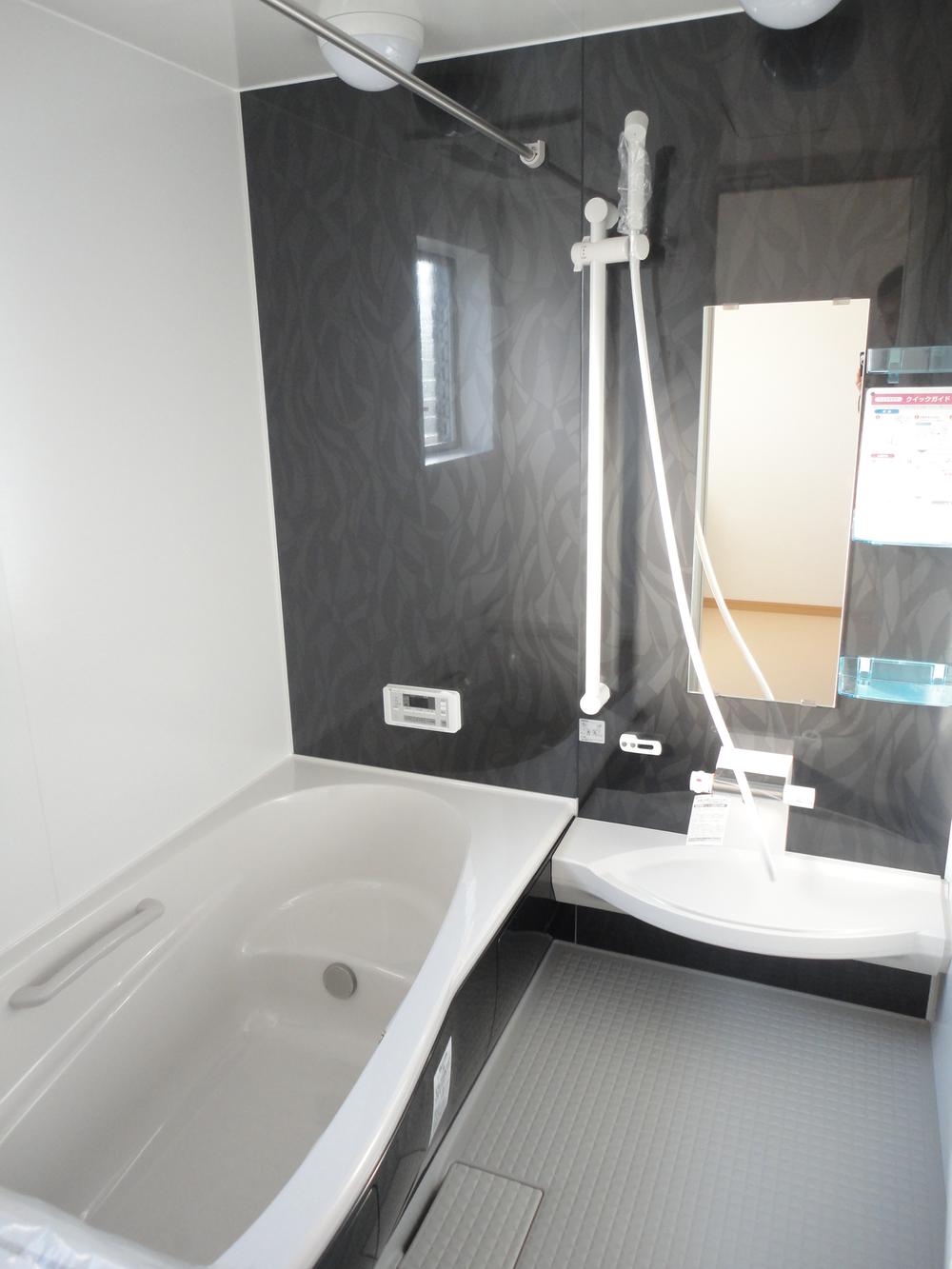 Same specifications photo (bathroom)