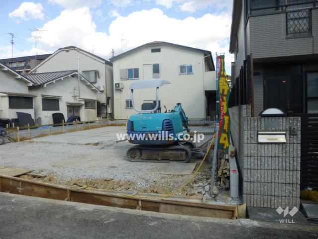 Local appearance photo. Property appearance (from the south)