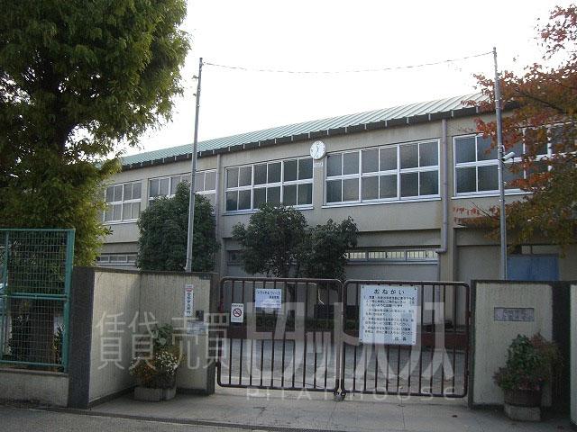 Junior high school. 990m until the Amagasaki Municipal Minami Oda Junior High School