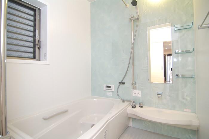 Same specifications photo (bathroom). (The company construction photo)